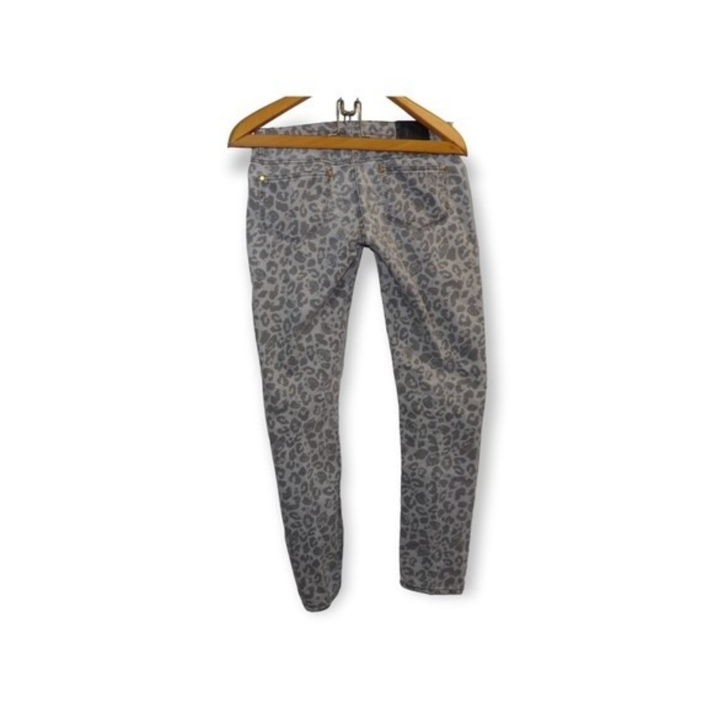 🟢👖Hello Kitty Animal Print Stretch Skinny Jeans 5